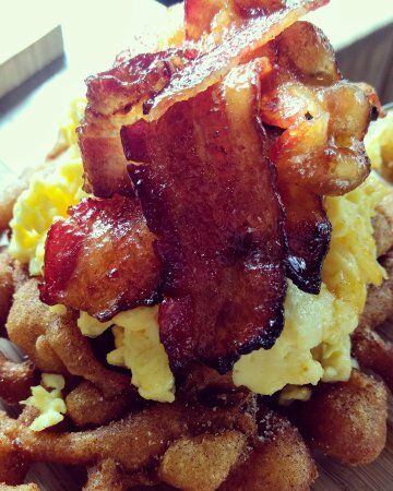 Hendricks Resto Lounge