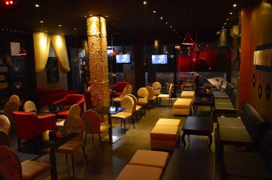 Hollywood Disco & Lounge