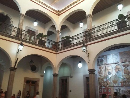 el Palacio de Gobierno Casa de la Corregidora