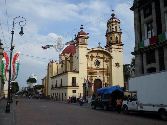 la Iglesia de la Santa Veracruz