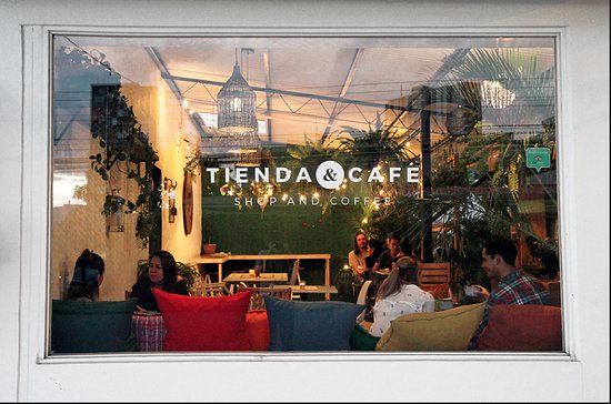 Cueropapel&tijera Café