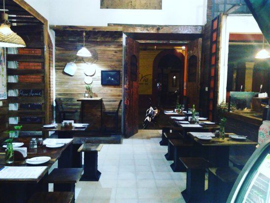 Volcano Burgers and Pizza