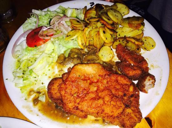 The Trees Medieval and XXL Restaurant