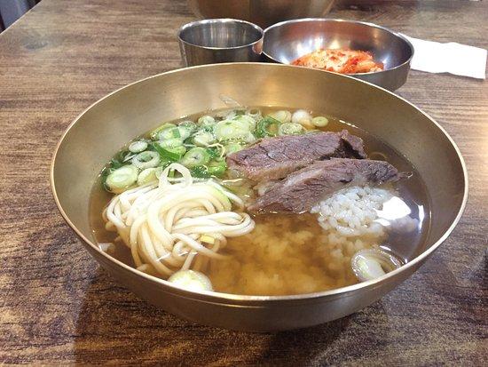 Aeseong Hoegwan Hanwoo Gomtang