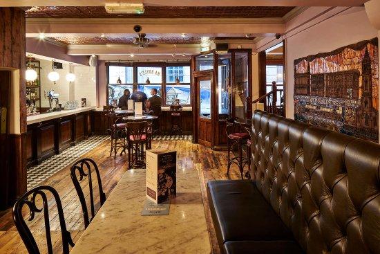 Ma Boyle's Alehouse & Eatery