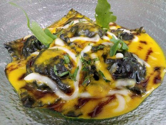 21.02 Resto & Lounge by Dazzler Lima