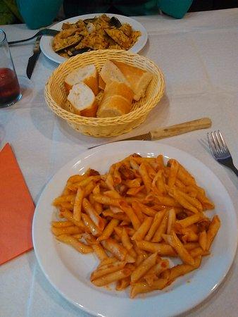 Cafe Restaurant Charly