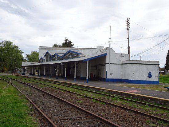 la Estación de Ferrocarril