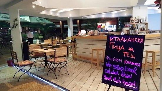 Pizza Restaurant Central