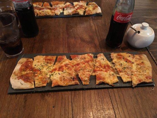 La Fusion Pizza & Cafe