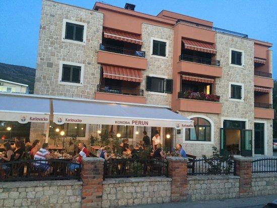 Konoba pizzeria Perun