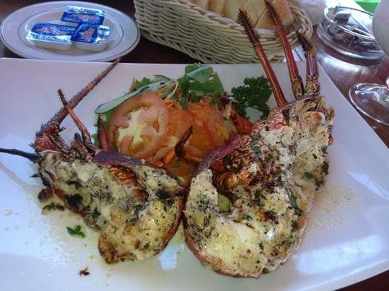 Green Island Beach Restaurant