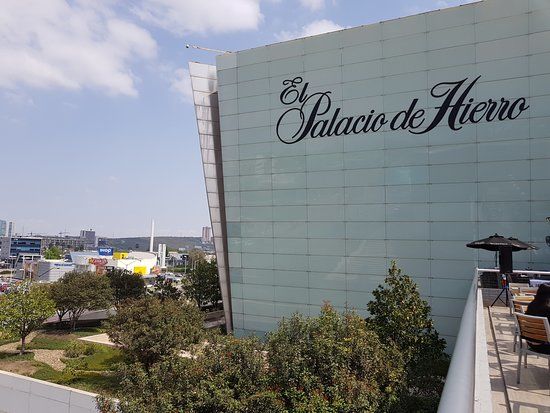 el Paseo San Pedro Centro Comercial