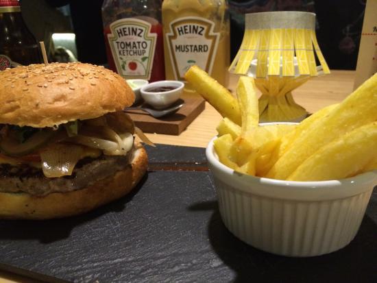 Tapas Bar El Perro de San Roque