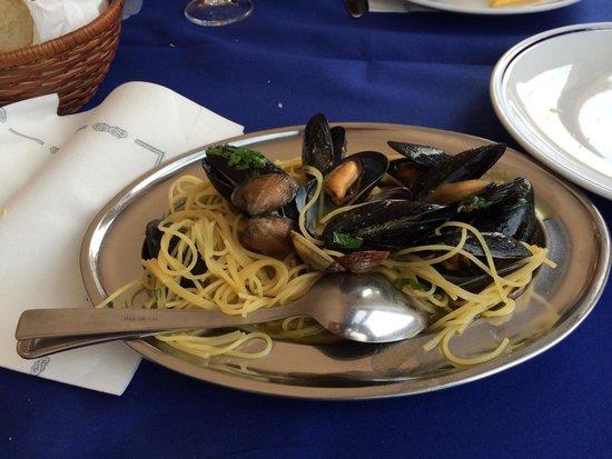 Ristorante Pizzeria La vela blu