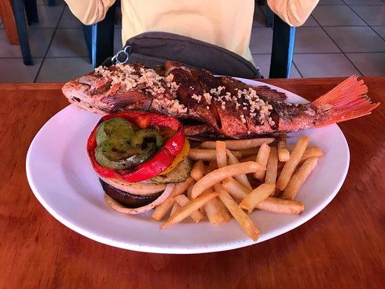 La Portena Pizza & Grill