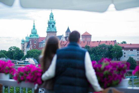 Vidok Restaurant & Cafe