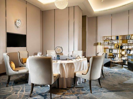 Man Ho Chinese Restaurant