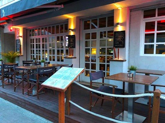 Restaurante Fins Tapas & Cocktails