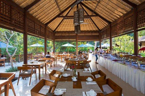 Bukit Cinta Restaurant & Bar