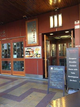 Cafetería aledaños