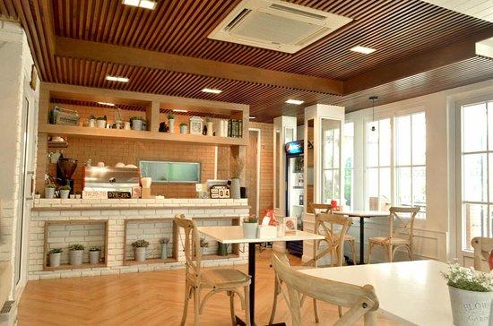 At Home Cafe & Eatery