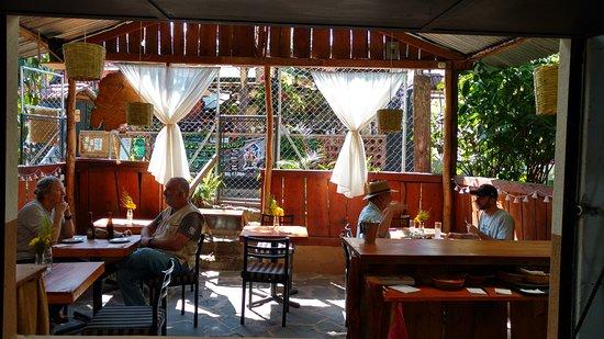 El Gato Perdido Bistro