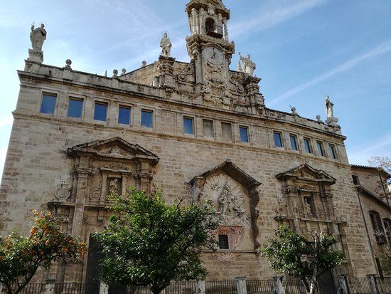 Iglesia parroquial de los Santos Juanes
