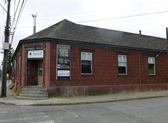 Galería de Arte Bosque Nativo Casa Raddatz