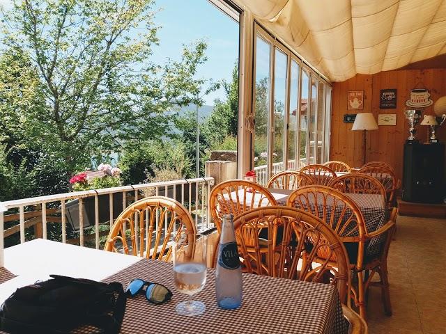 Restaurante Punto Y Coma