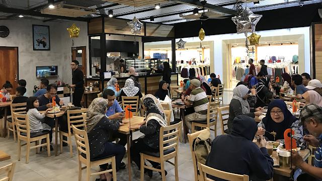 Teh Tarik Place Kota Warisan