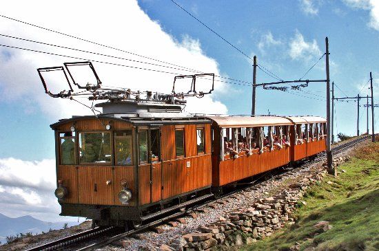 Tren turístico de Larrun