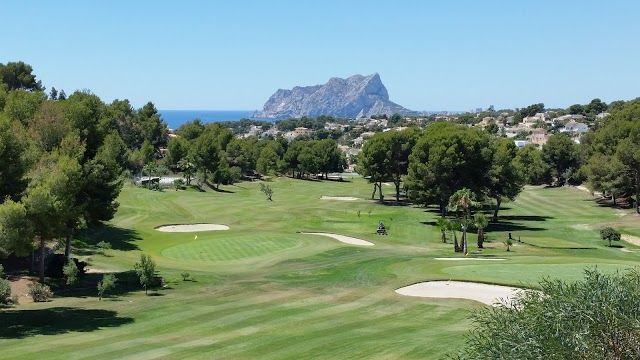el Club de Golf Ifach