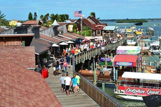 Centro comercial Johns Pass and Village Boardwalk