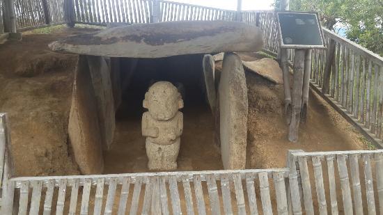 Parque Arqueológico Alto de los Ídolos