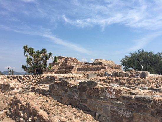 Zona Arqueológica de Pahñu