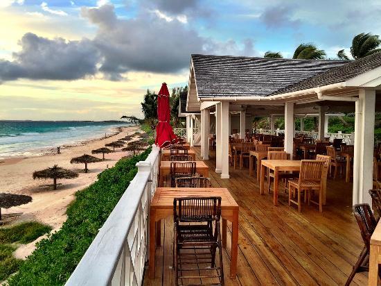 Coral Sands Beach Bar