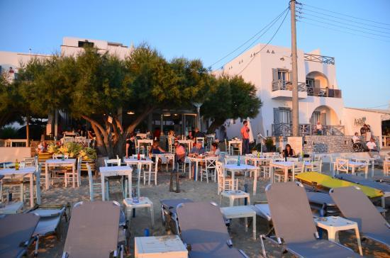 Taverna Grill Akrogiali