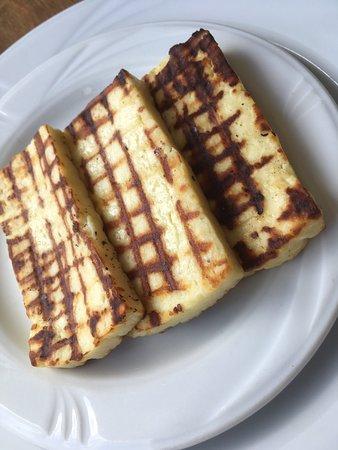 To Varelli Village Tavern