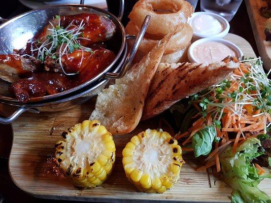 Brogans Bar & Restaurant