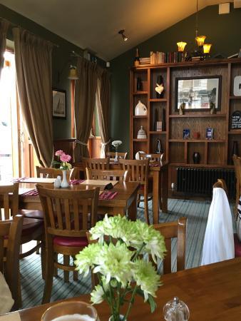 Castle View Bar & Restaurant