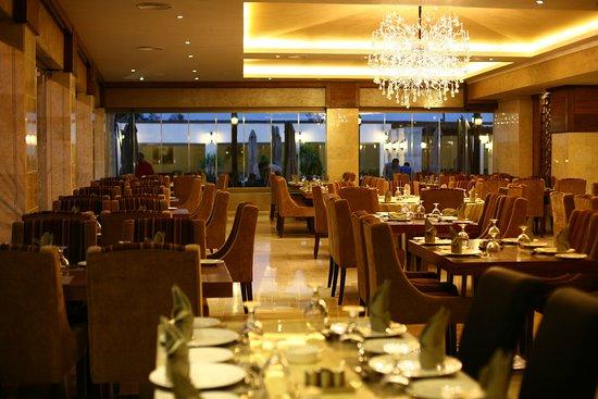 Zuwar Restaurants & Venue