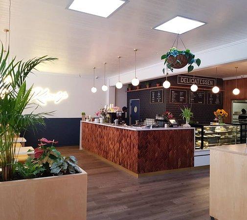 Kleinsky's DELICATESSEN