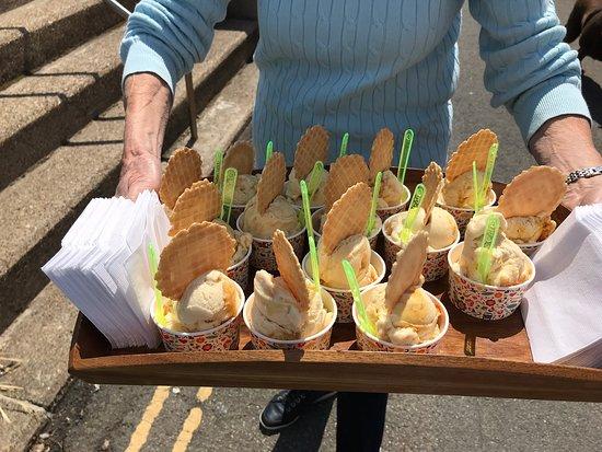 Ives Ice cream Parlour & Coffee shop