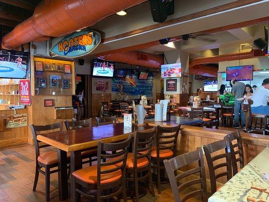 Hooters Party Center