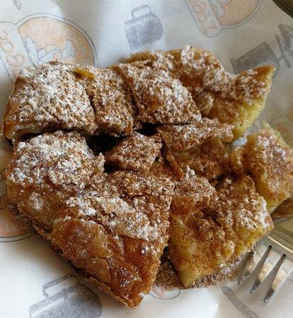 Savvas Politiki Bougatsa