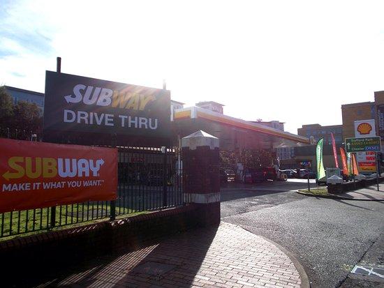 Subway - Shell Garage