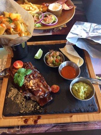 Foster's Hollywood Manresa