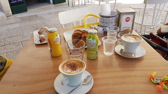 Gahve - Coffee & Drink