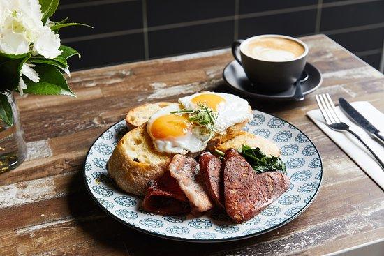 Little Charley Cafe & Bar